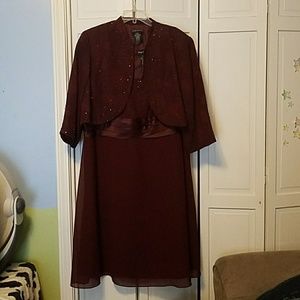 Kathy Roberts wine formal dress